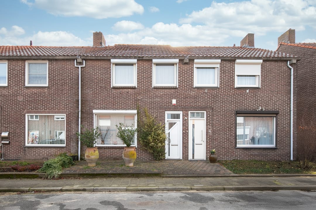 Photo 1 of Weijenbergstraat 11