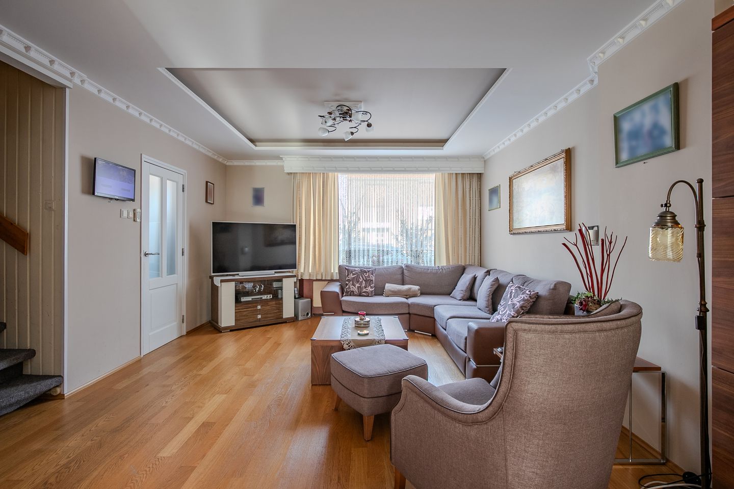 Photo 4 of Weijenbergstraat 11