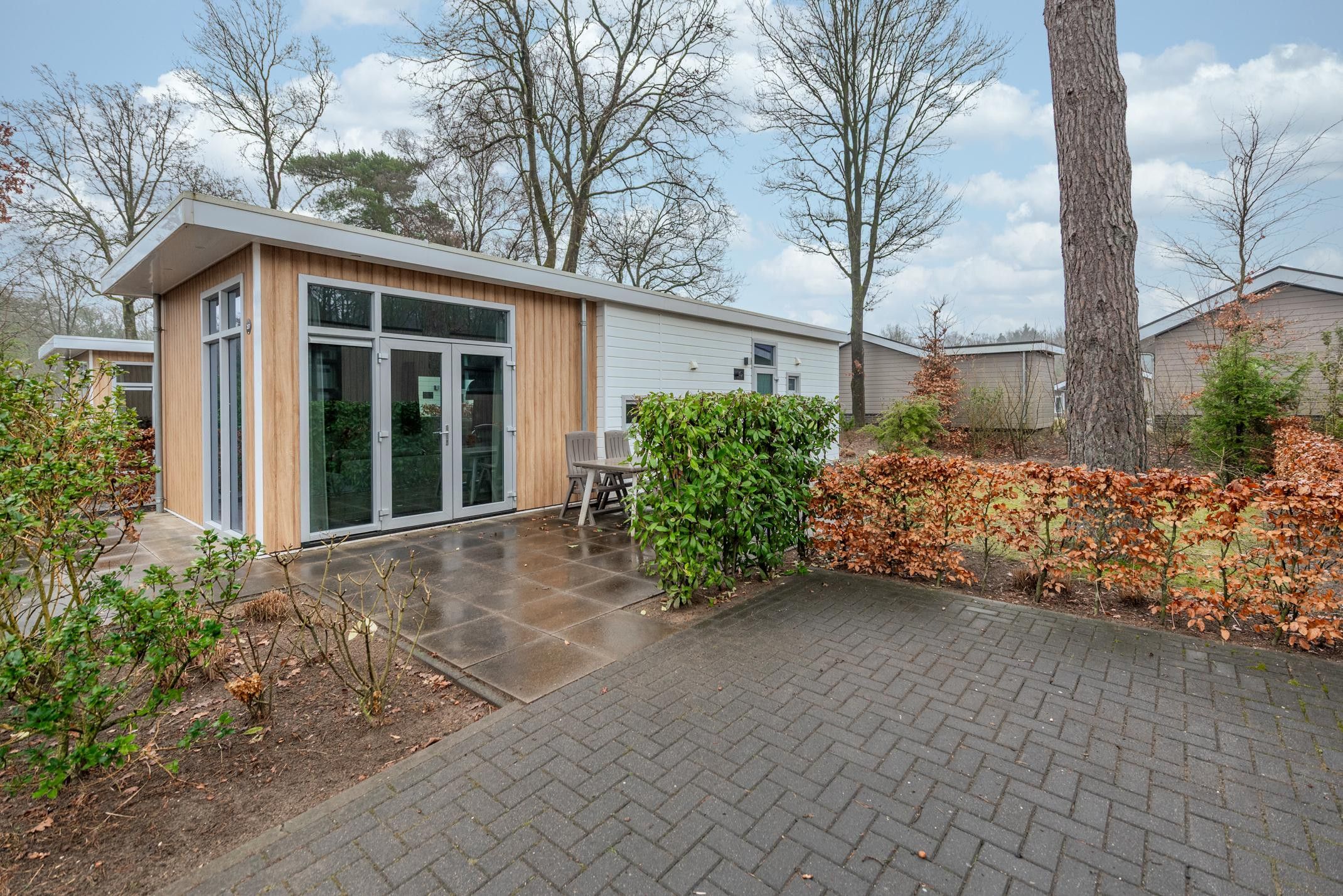 2-bedroom freehold villa in Beekbergen — photo 2 of 5