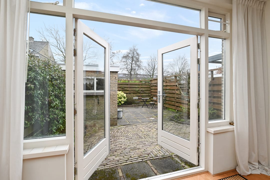 Photo 17 of Nieuwveenstraat 8