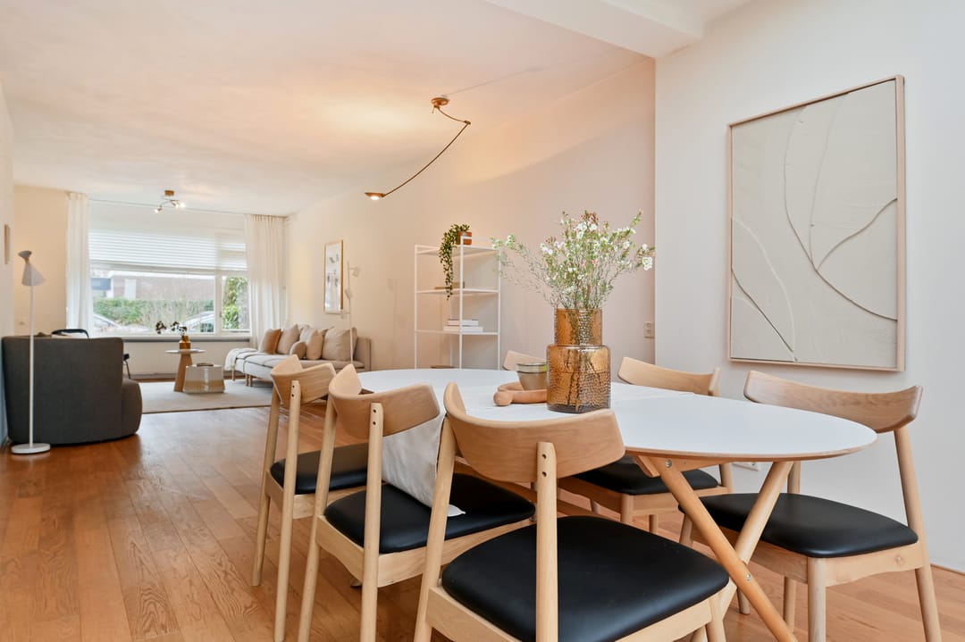 Photo 23 of Nieuwveenstraat 8