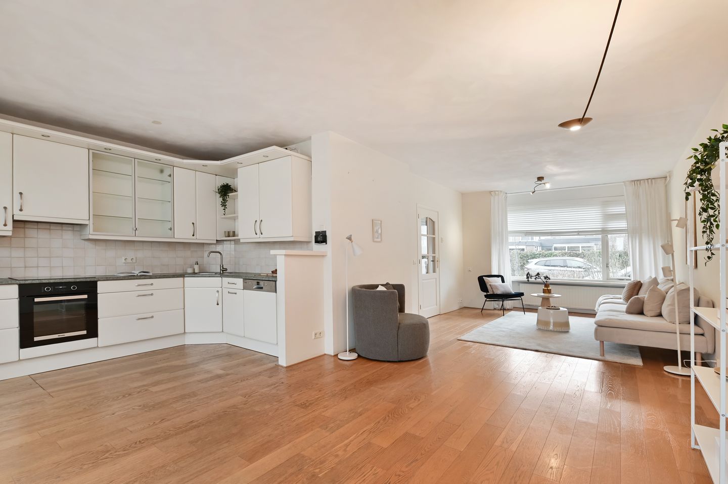 Photo 25 of Nieuwveenstraat 8