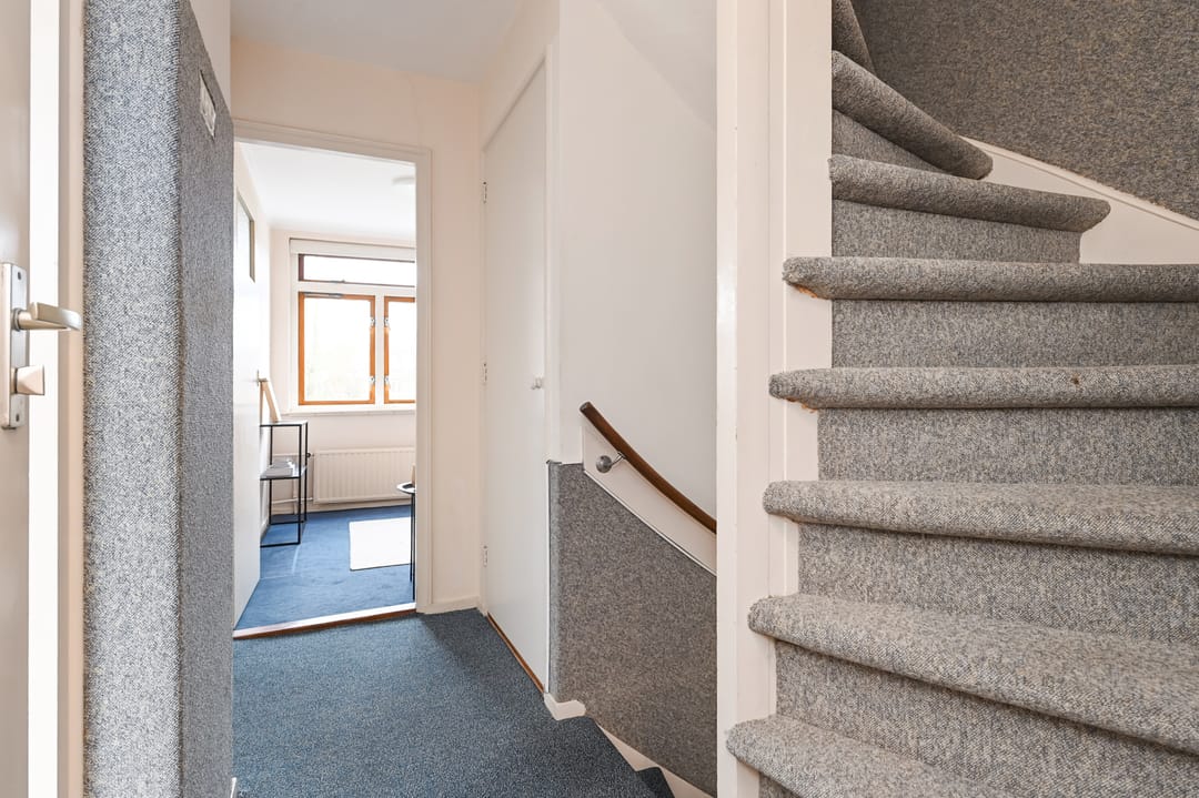 Photo 32 of Nieuwveenstraat 8