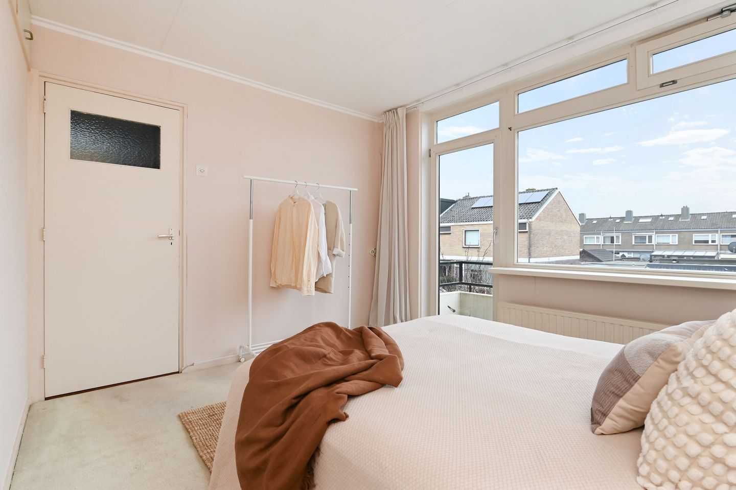 Photo 44 of Nieuwveenstraat 8