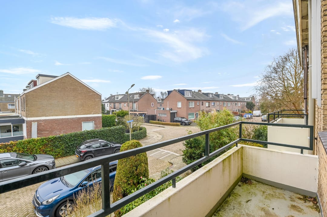 Photo 46 of Nieuwveenstraat 8