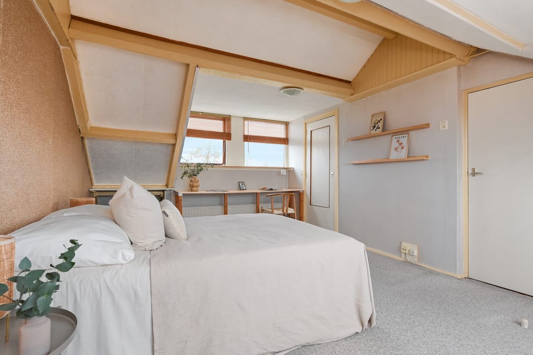 Photo 53 of Nieuwveenstraat 8