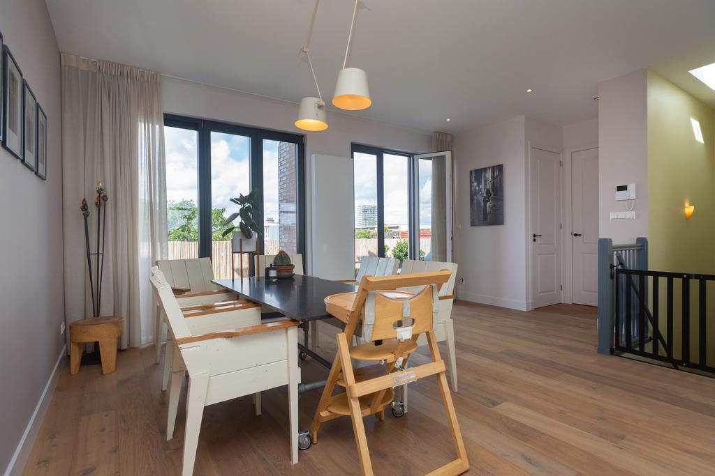 Foto 16 van Abrikozenstraat 138