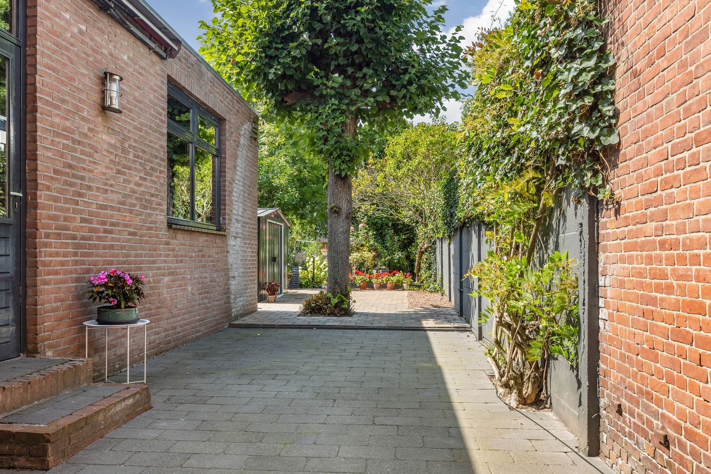 Foto 19 van Dijklaan 23