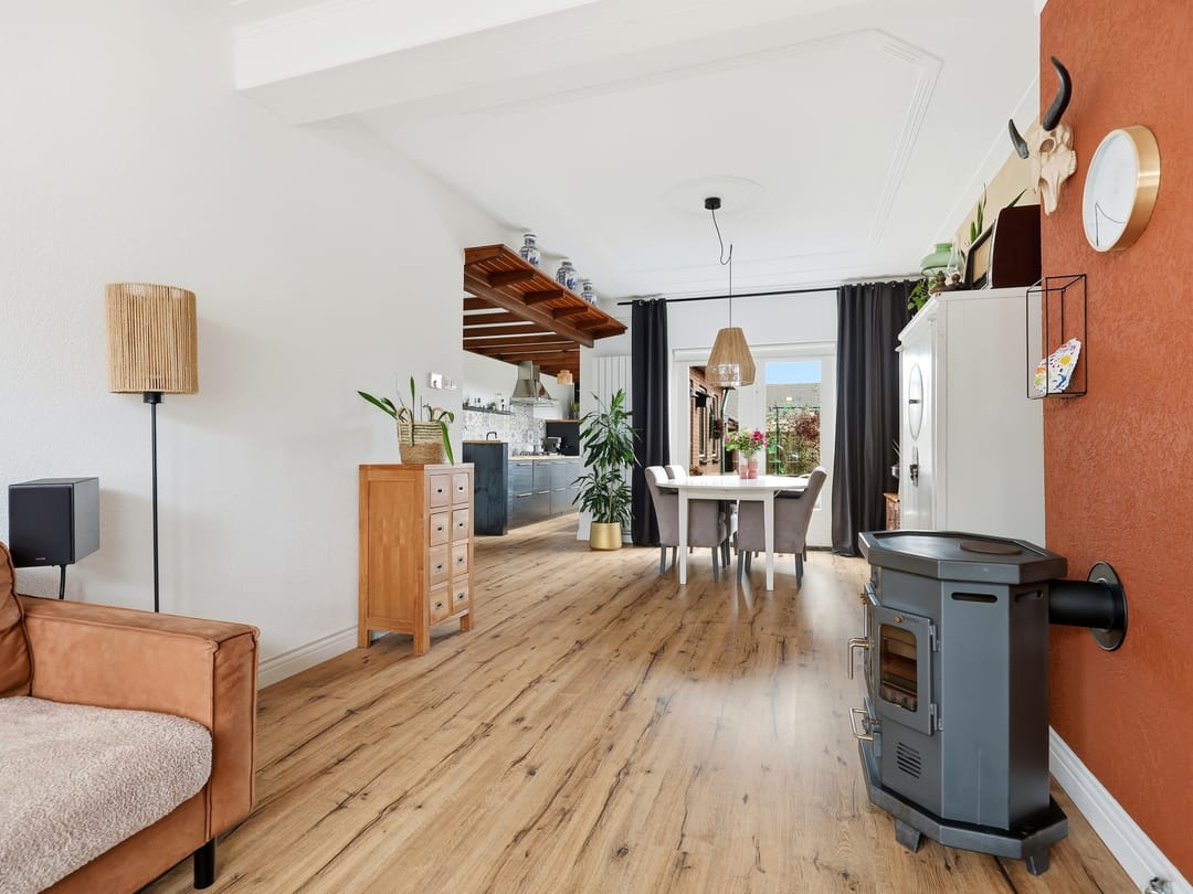 Photo 8 of Emmerikseweg 82