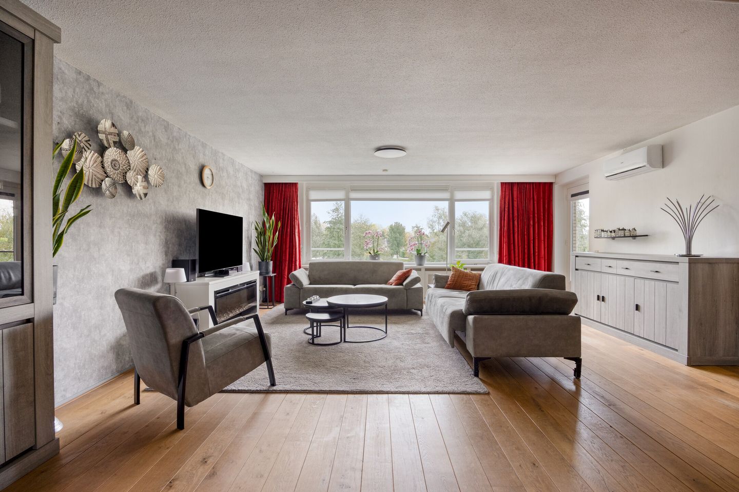 Photo 4 of Schout van Raesfeltstraat 101