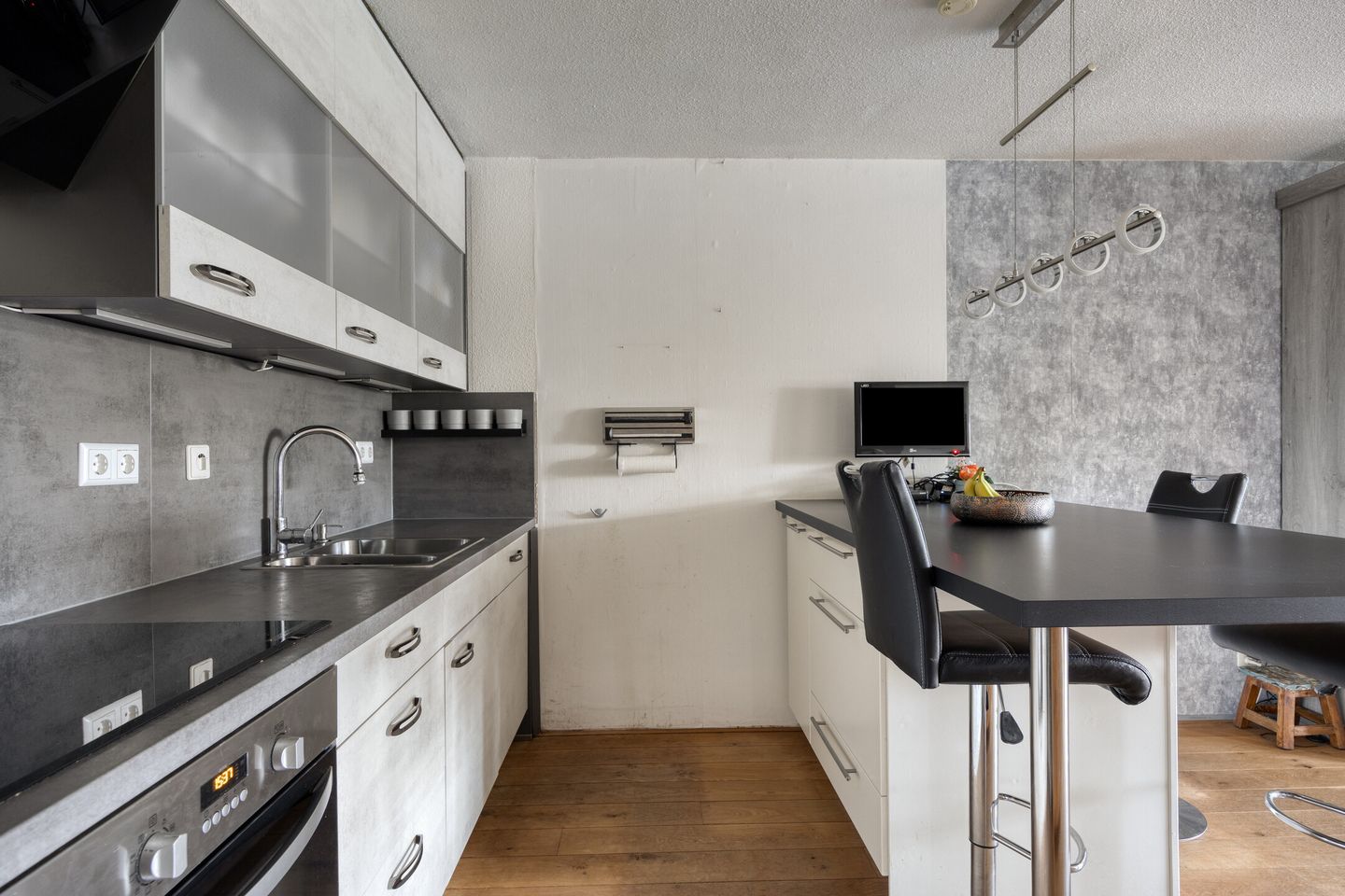 Photo 25 of Schout van Raesfeltstraat 101