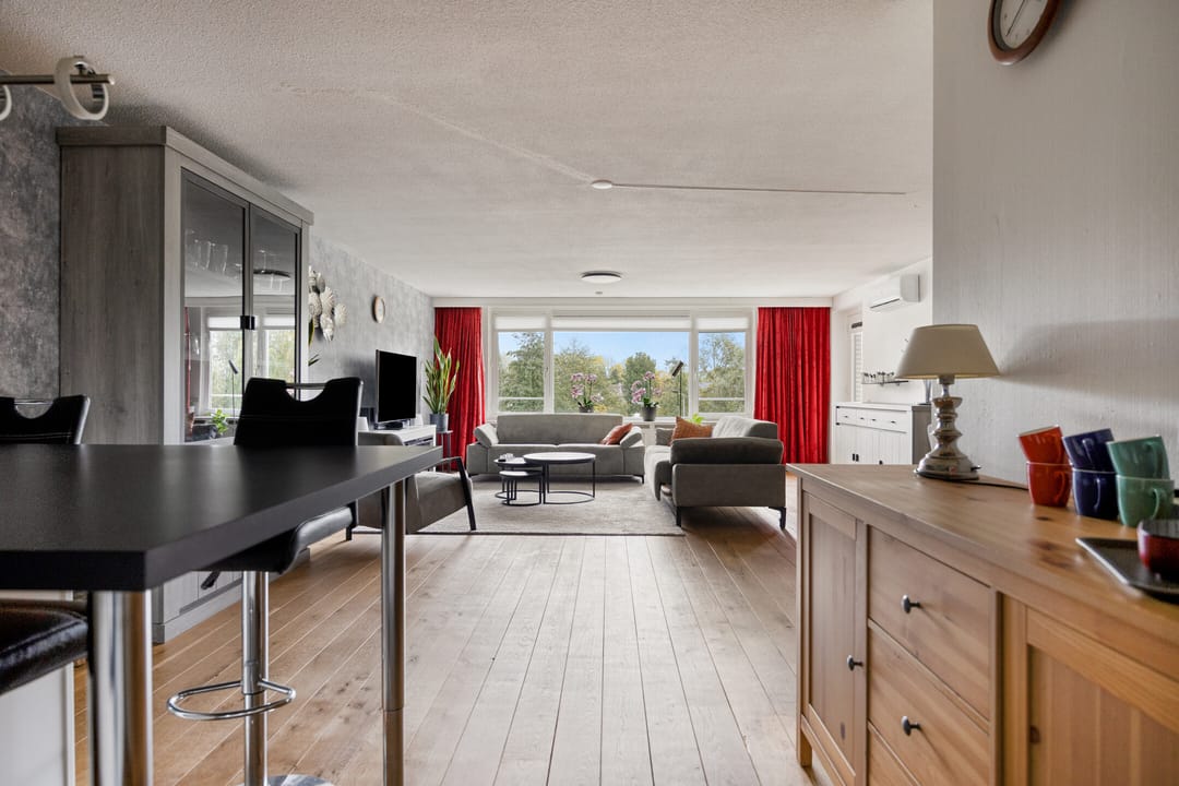 Photo 26 of Schout van Raesfeltstraat 101