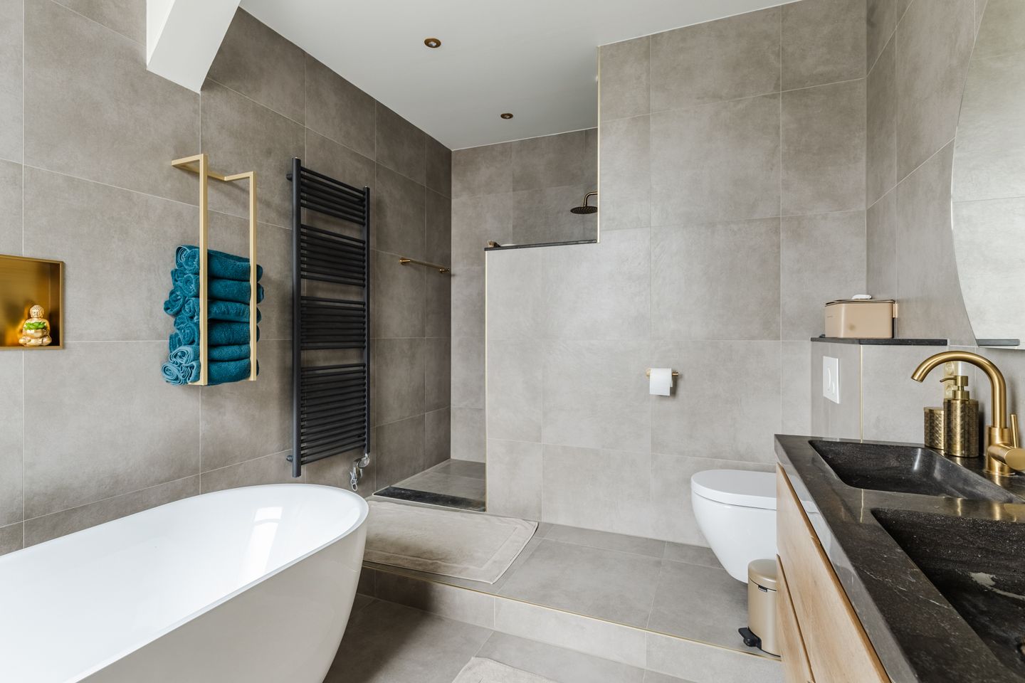 Foto 34 van Lange Nieuwstraat 208