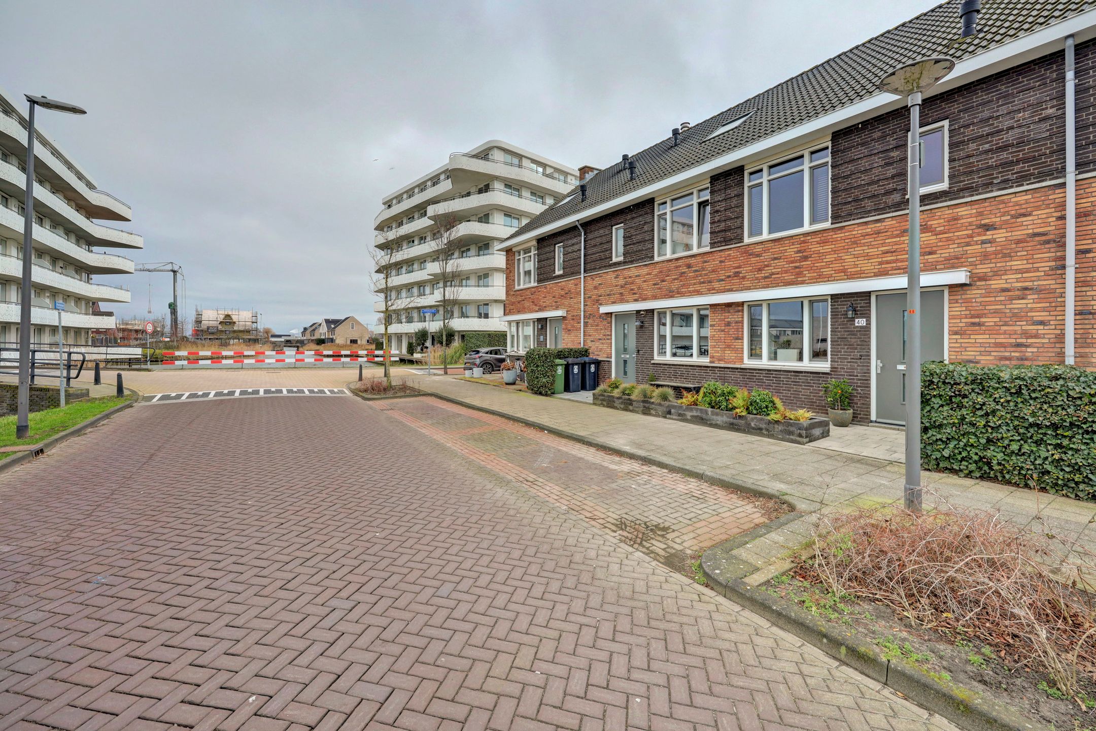 Photo 36 of Portalaan 40