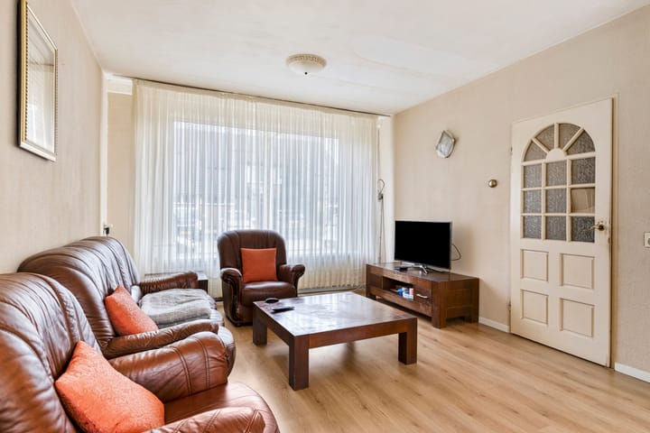 Foto 2 van Monarchstraat 24