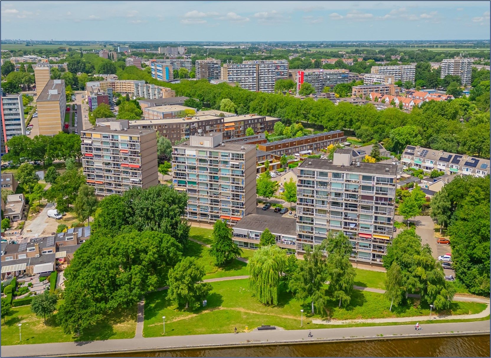 Foto 30 van Saffierstraat 31