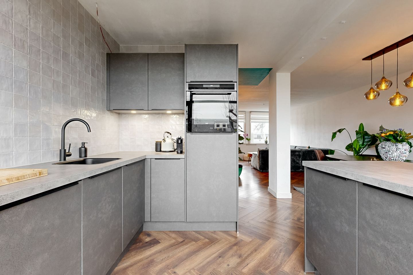 Foto 19 van Admiraal de Ruyterlaan 75