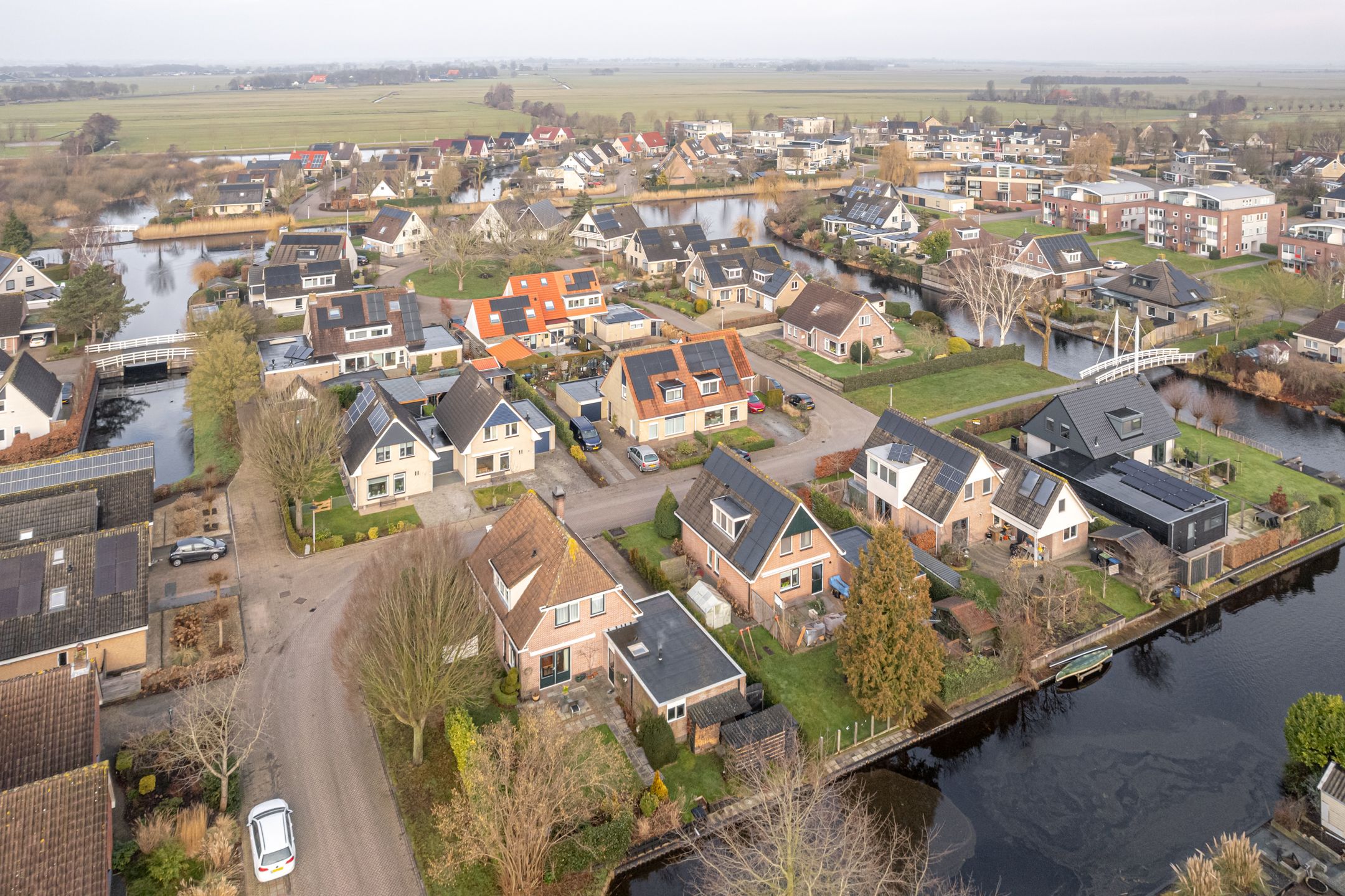 Photo 36 of Warring 89