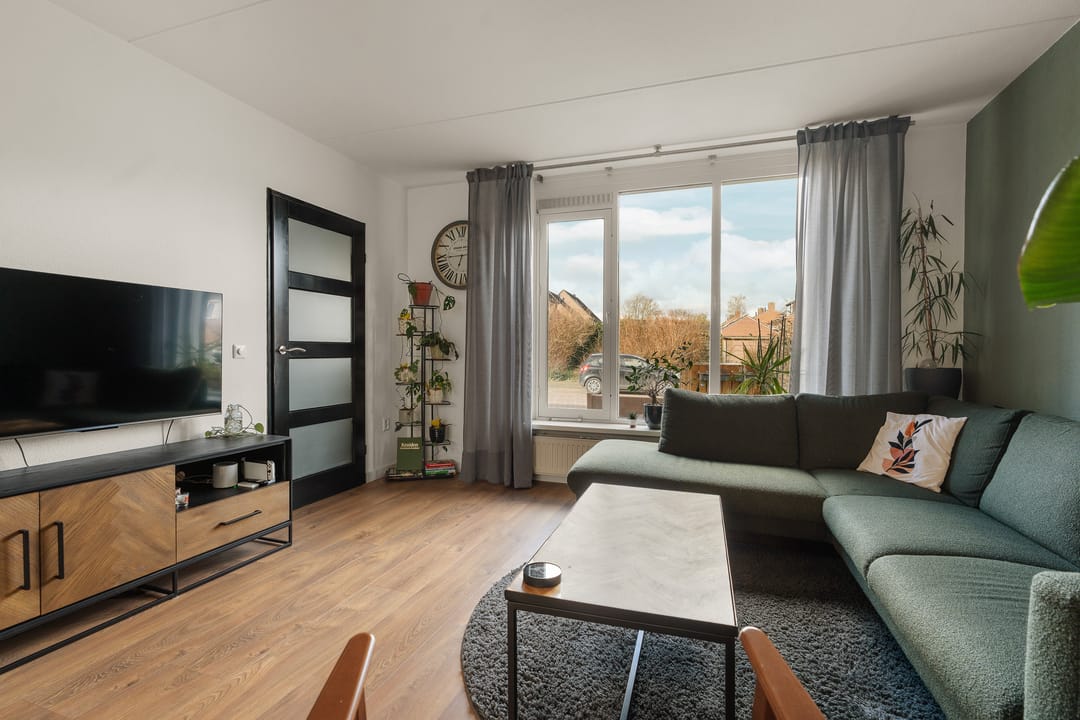 Photo 2 of Vossenlaan 21