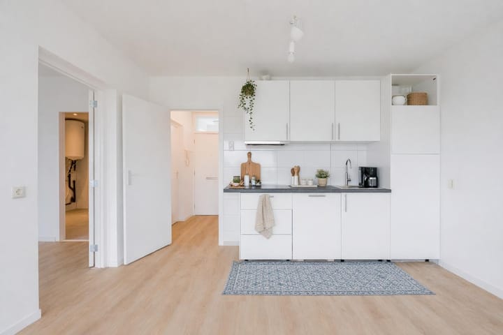 Photo 4 of Bos en Vaartlaan 68