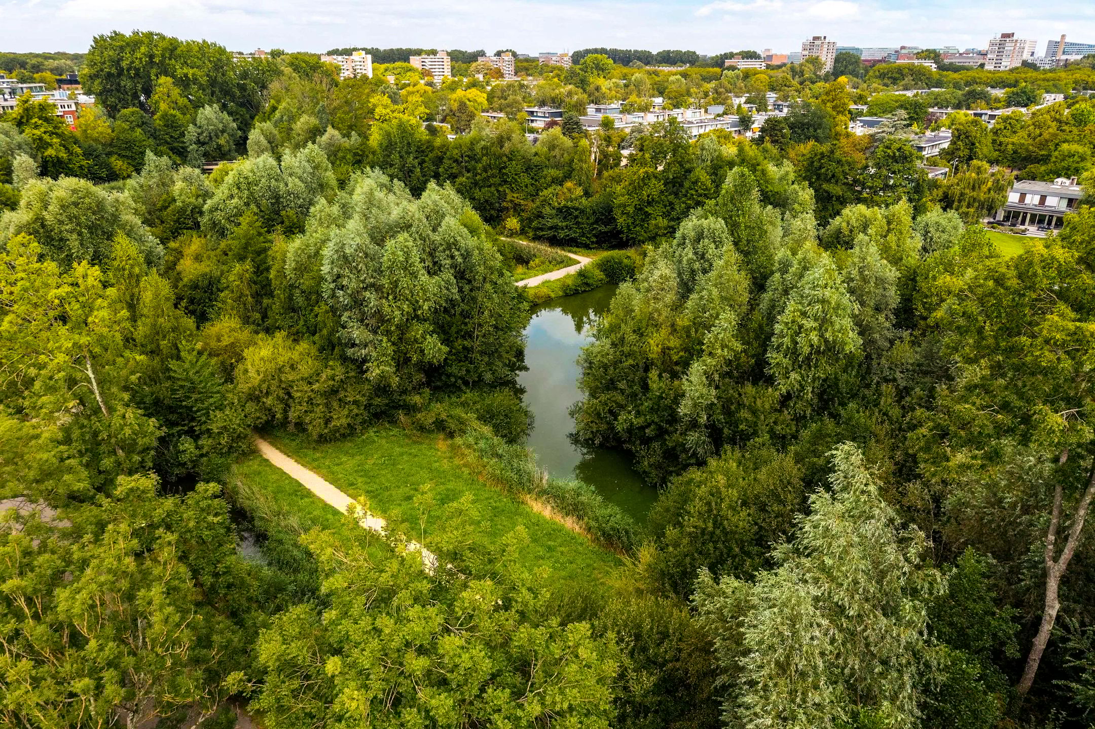 Foto 45 van Bos en Vaartlaan 68