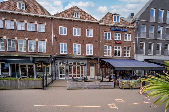 Oude Markt 8