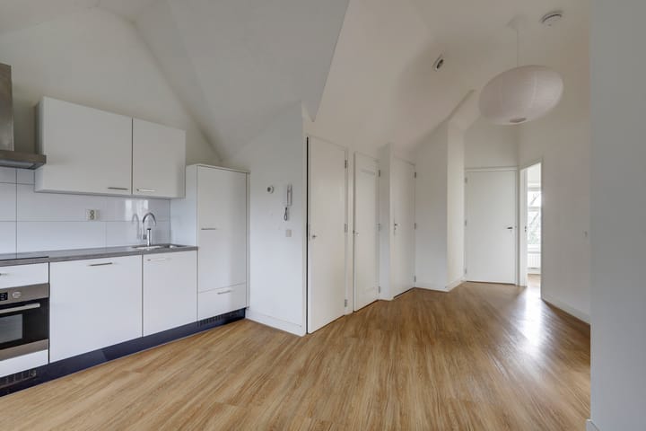 Foto 3 van Mathenesserdijk 103-B04