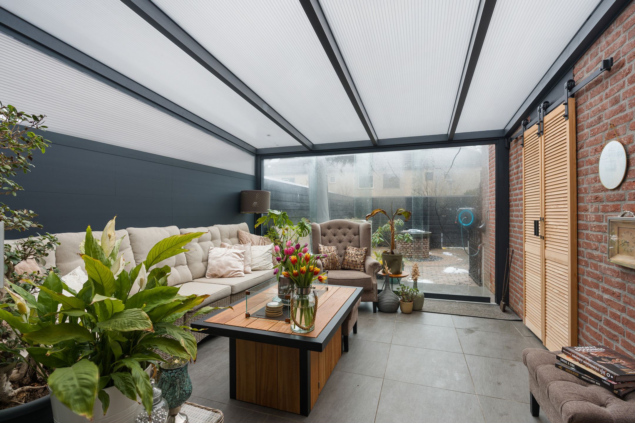 Photo 39 of Count Basiestraat 44