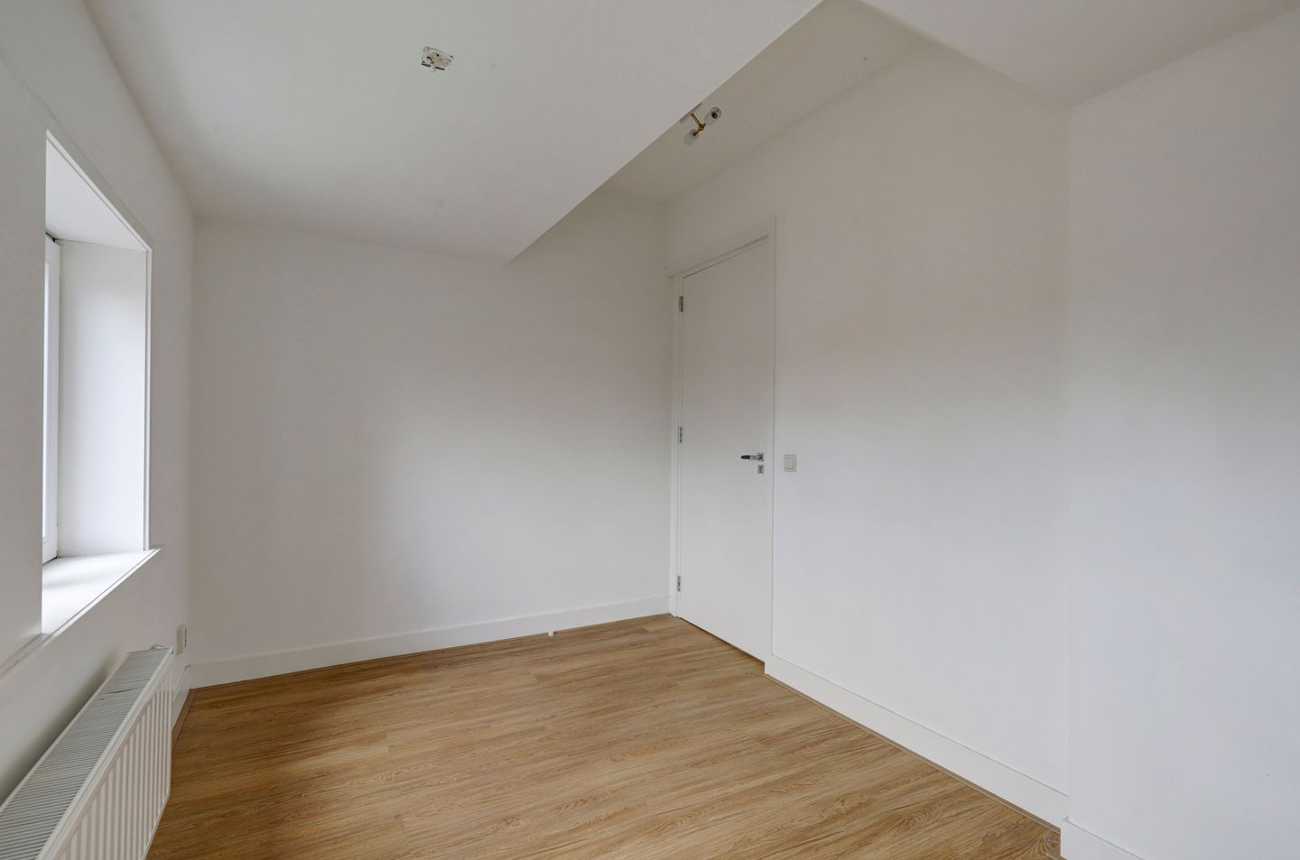 Photo 10 of Mathenesserdijk 103-B04