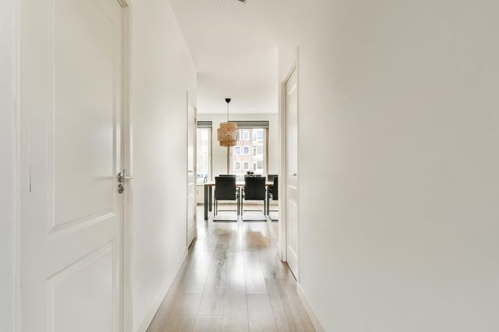 Foto 4 van Van Mourik Broekmanstraat 16-1