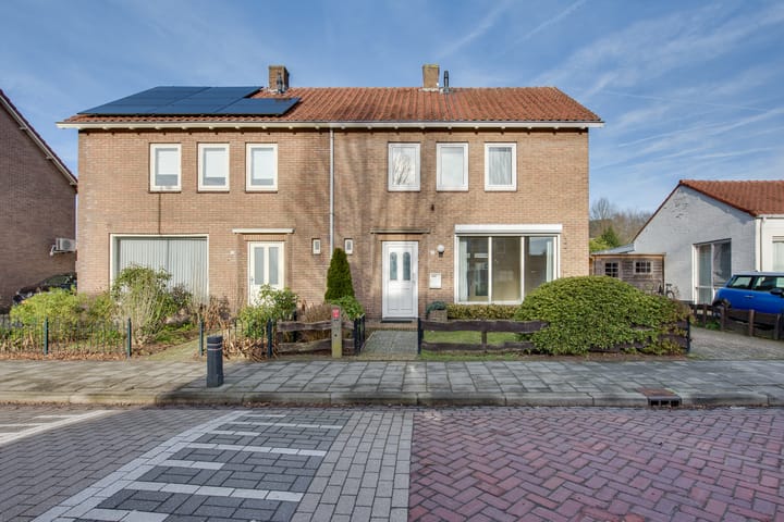 Foto 4 van Burgemeester Ploegmakerslaan 11