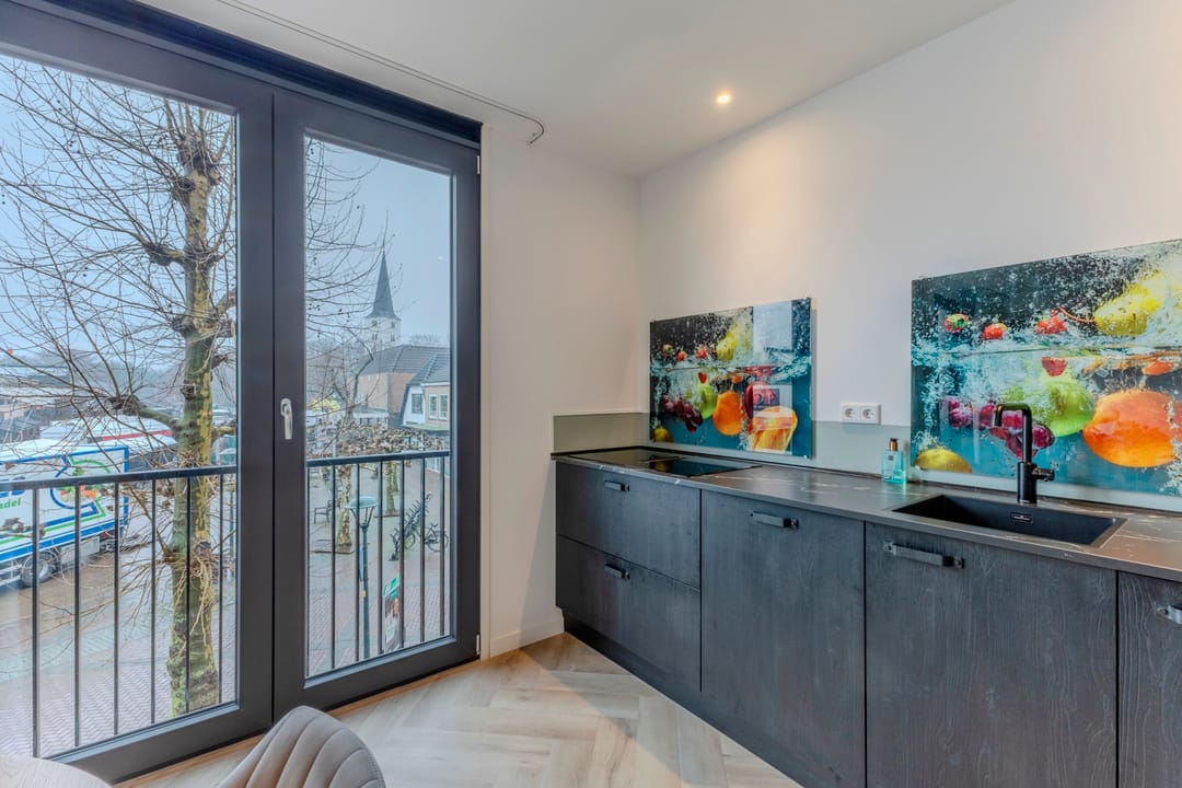 Photo 11 of Van Aostastraat 19
