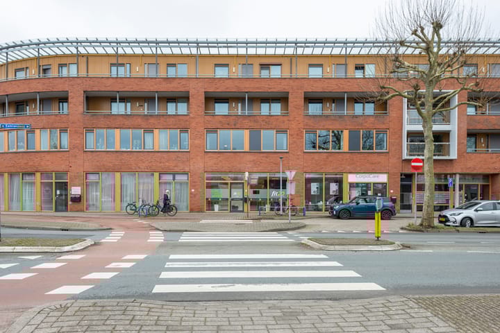 Foto 2 van Plein 2000 53