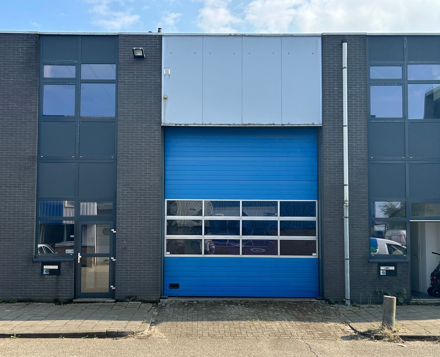 Bekijk foto 1 van Van der Hoopstraat 4-b