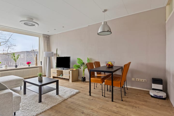 Photo 4 of Van Iddekingeweg 129