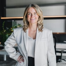 Fiona Gelton BBA RT - Taxateur