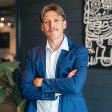 Noah Simon - Assistent-taxateur