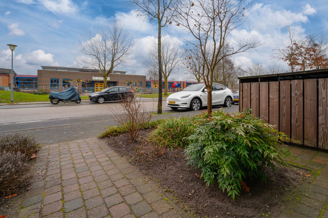 Photo 61 of de Lingert 6025