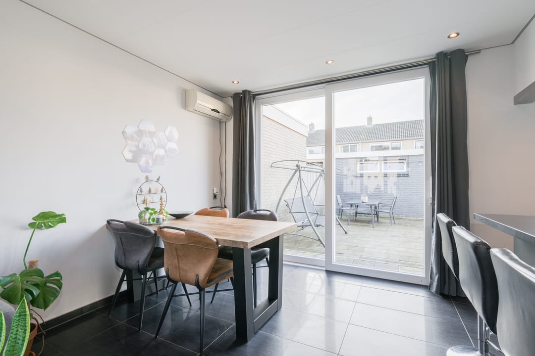 Photo 16 of de Jongstraat 154