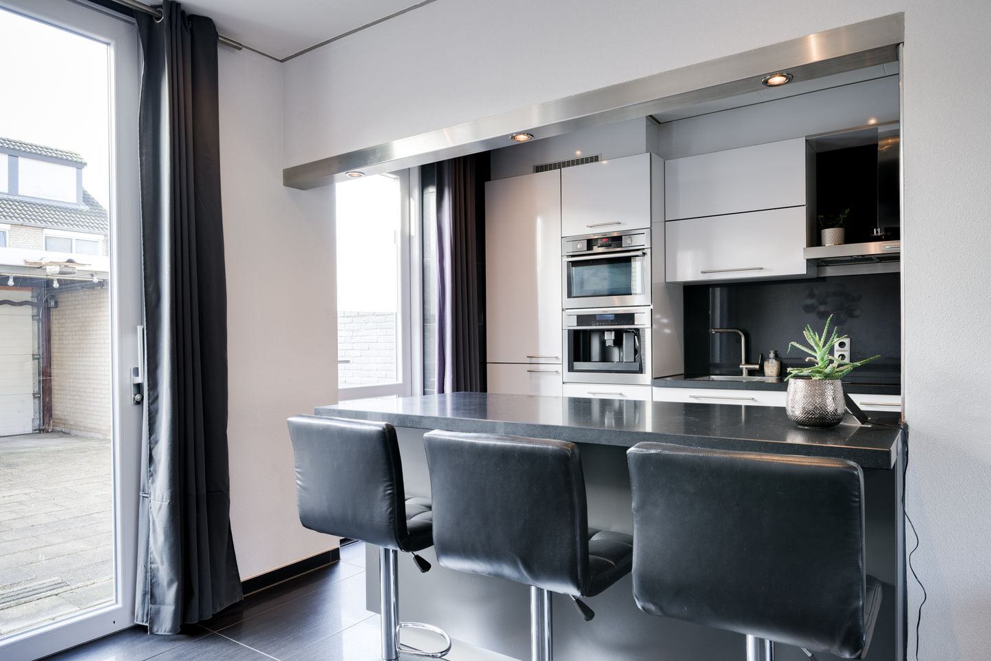 Photo 19 of de Jongstraat 154