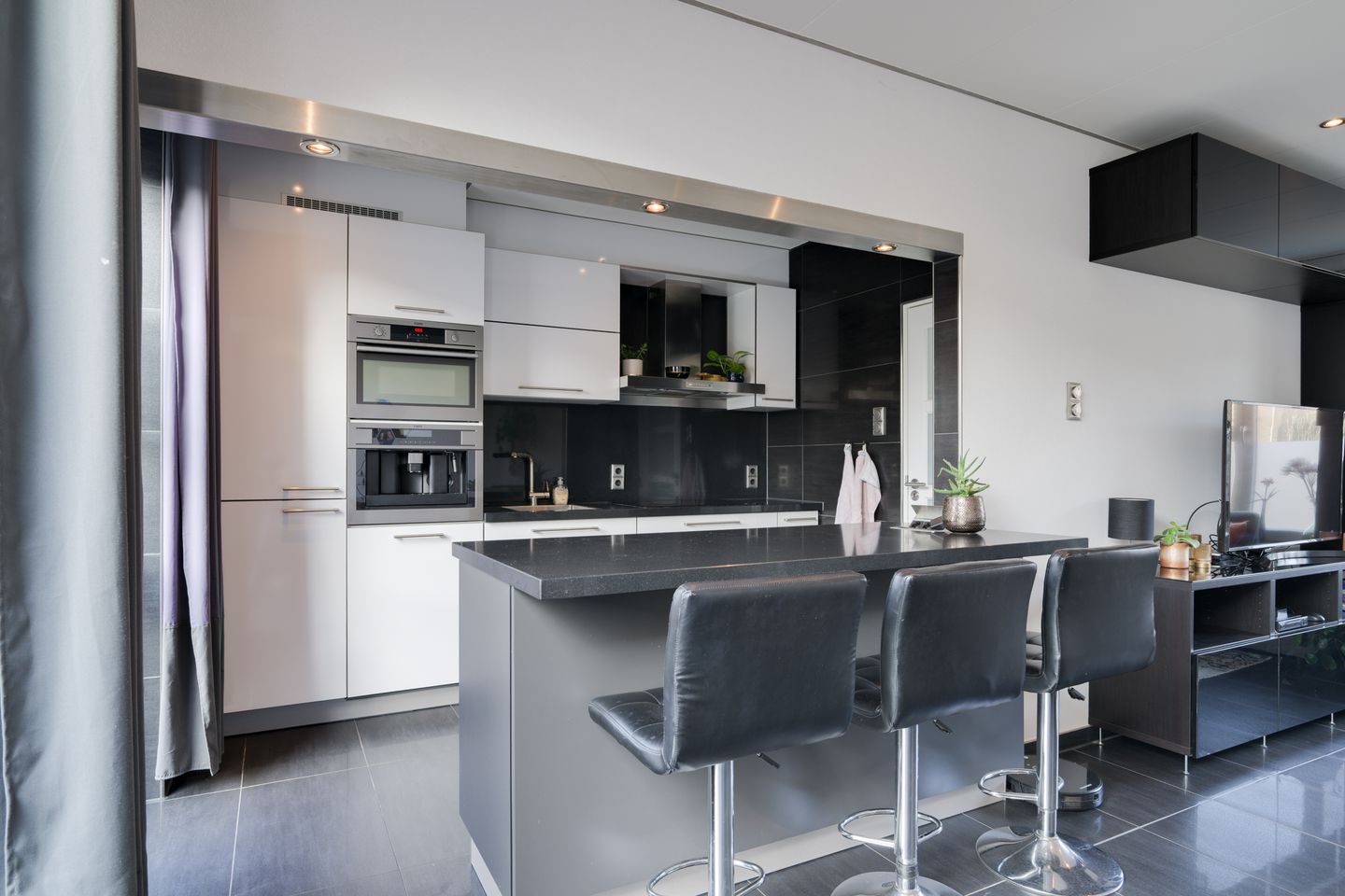 Photo 20 of de Jongstraat 154