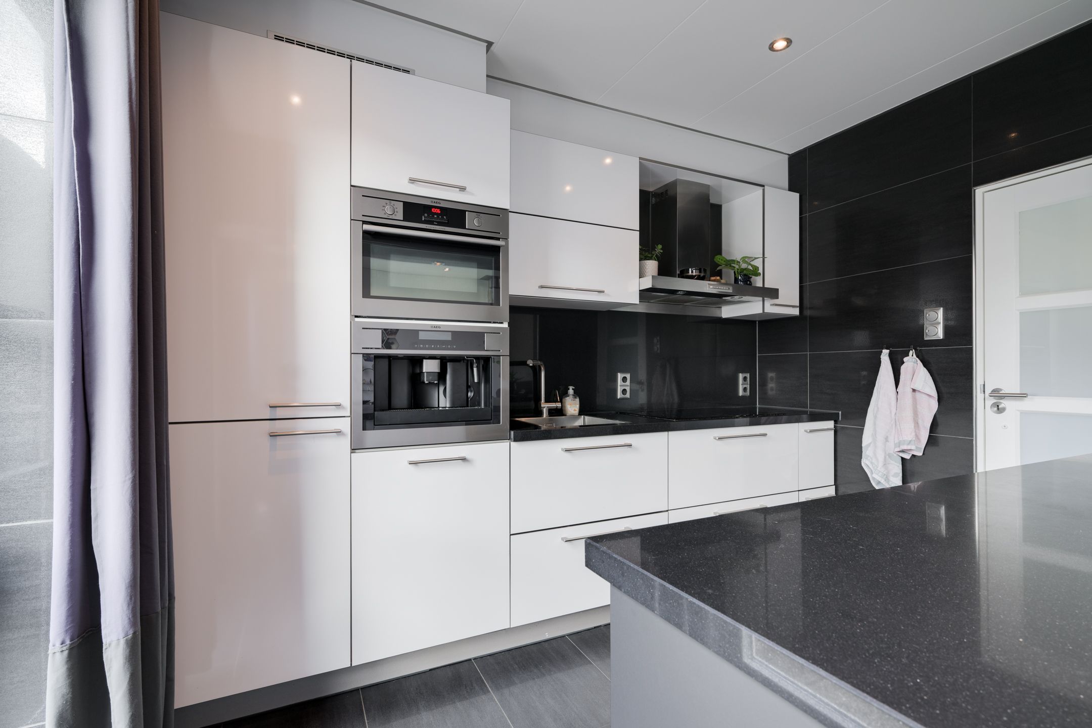 Photo 21 of de Jongstraat 154