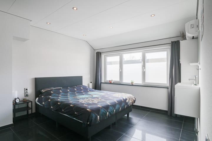 Foto 28 van de Jongstraat 154