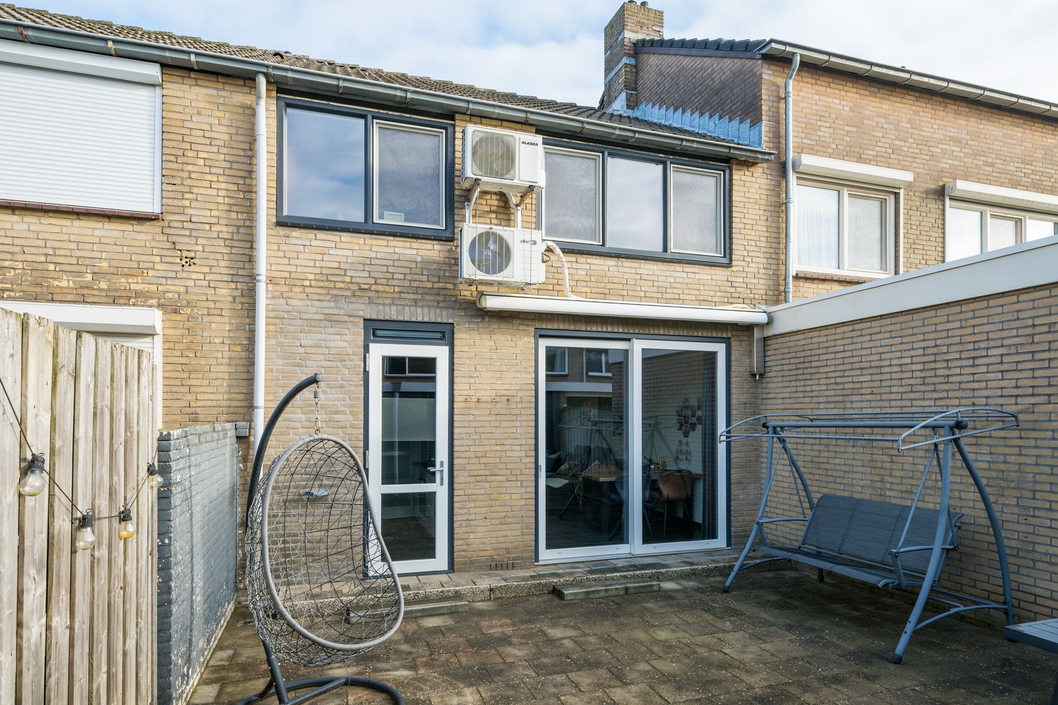 Photo 42 of de Jongstraat 154