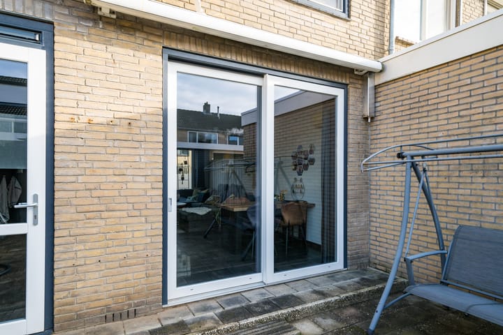 Foto 44 van de Jongstraat 154