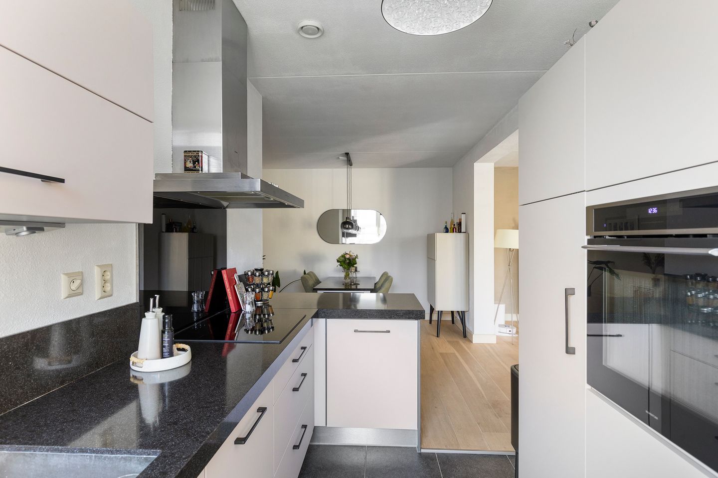 Foto 10 van Jonkerstraat 47