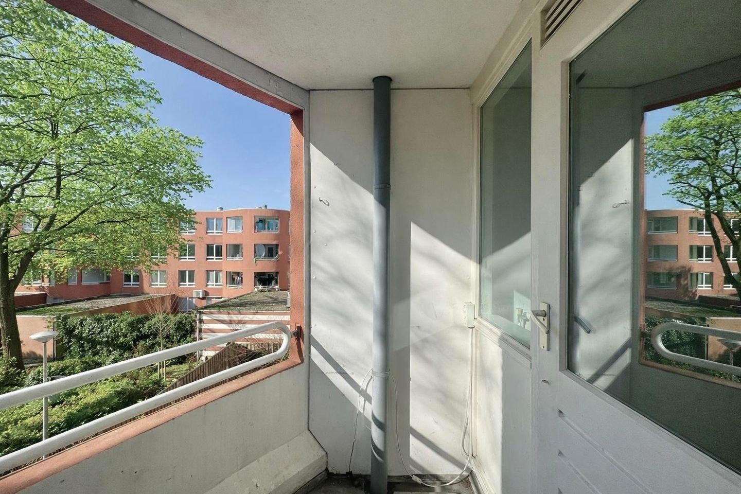 Photo 14 of Dickenslaan 140