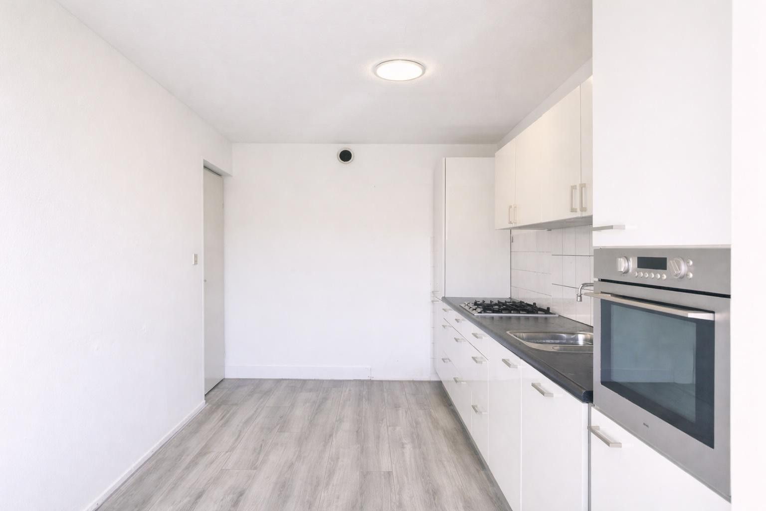 Photo 12 of Dickenslaan 140