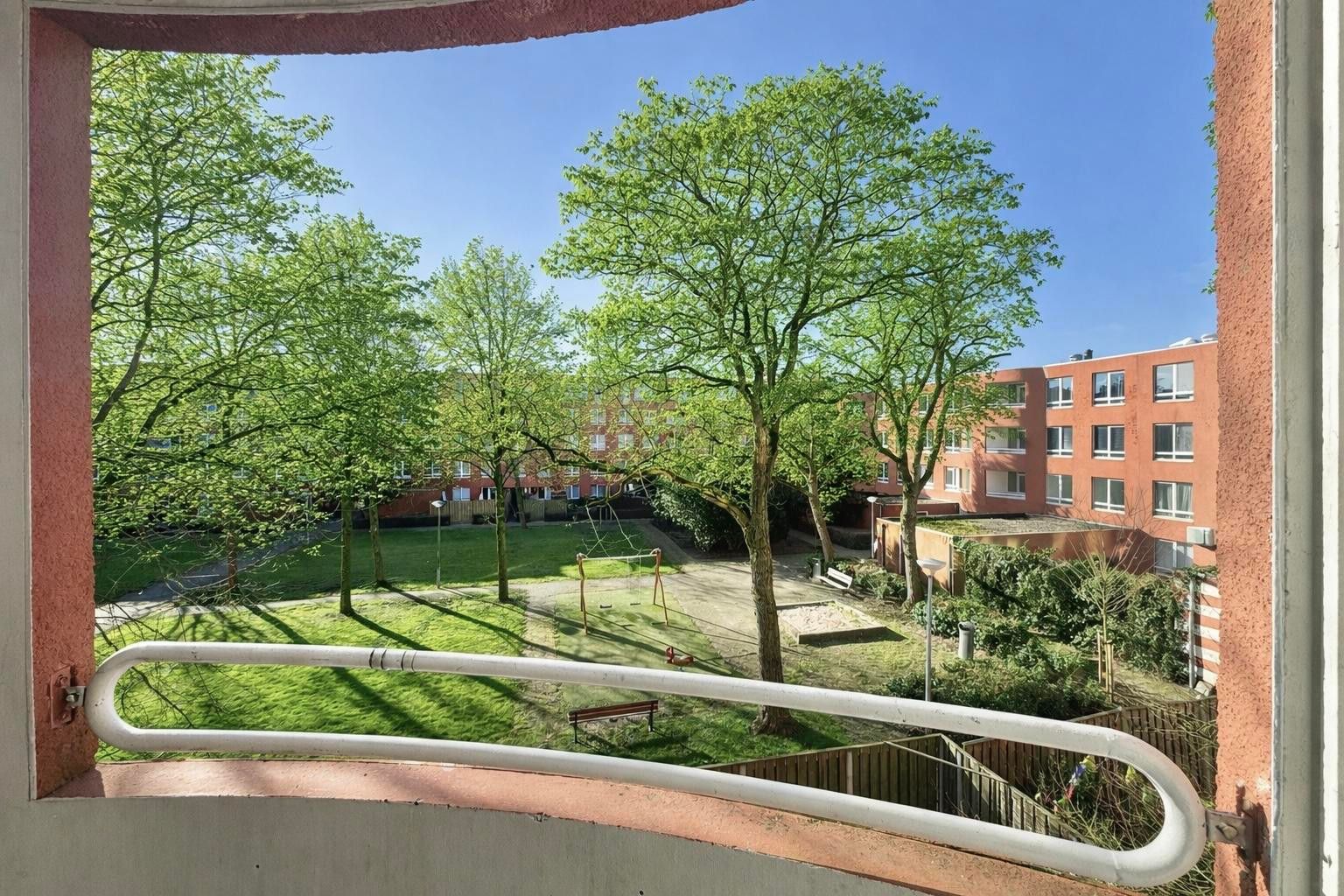 Photo 3 of Dickenslaan 140