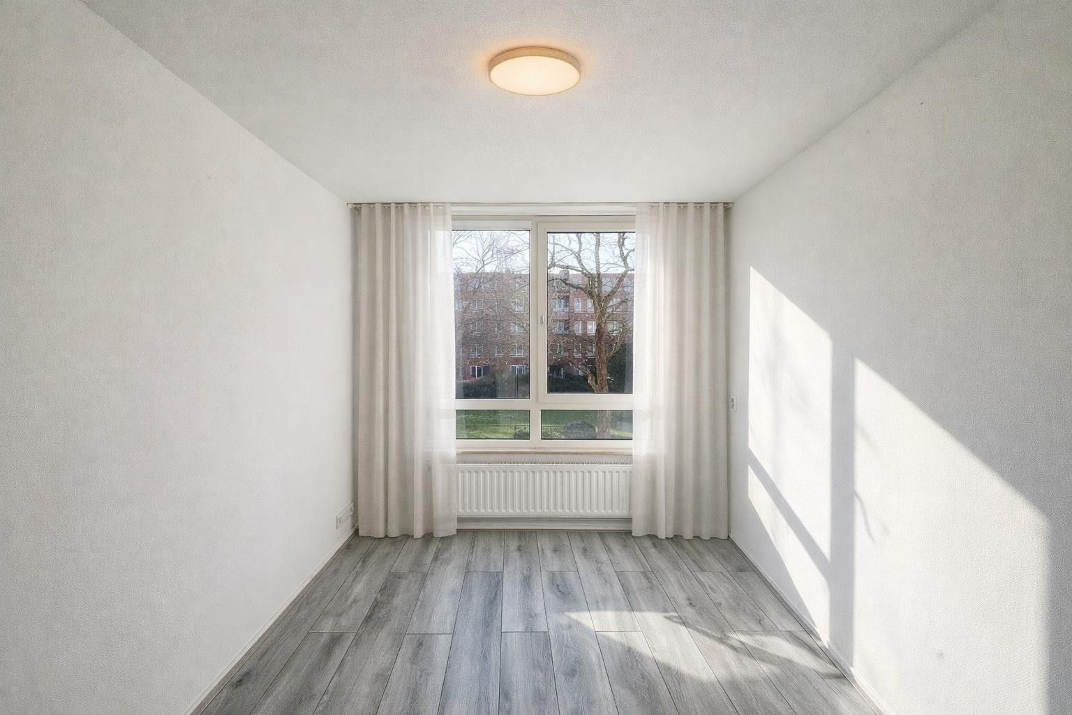 Photo 9 of Dickenslaan 140